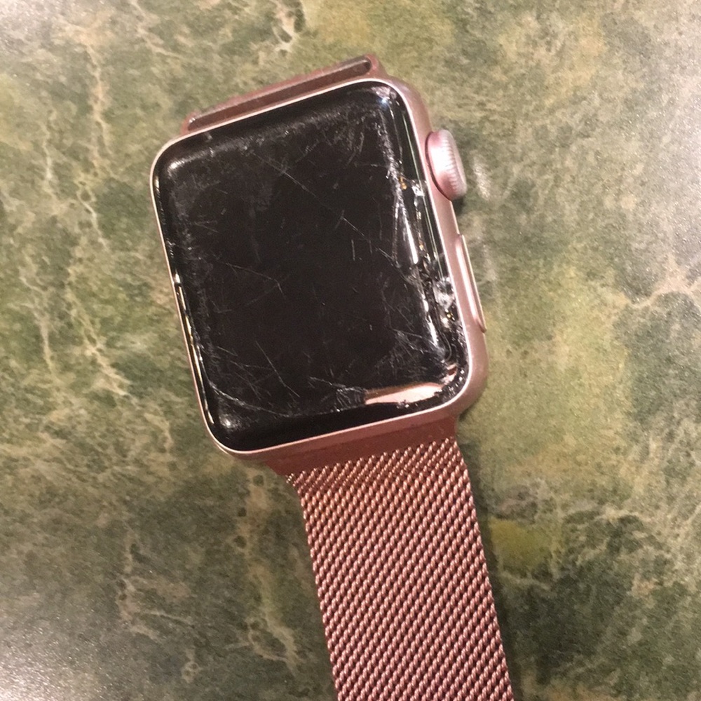 BROKEN series 2 apple iwatch 38mm pink sand
